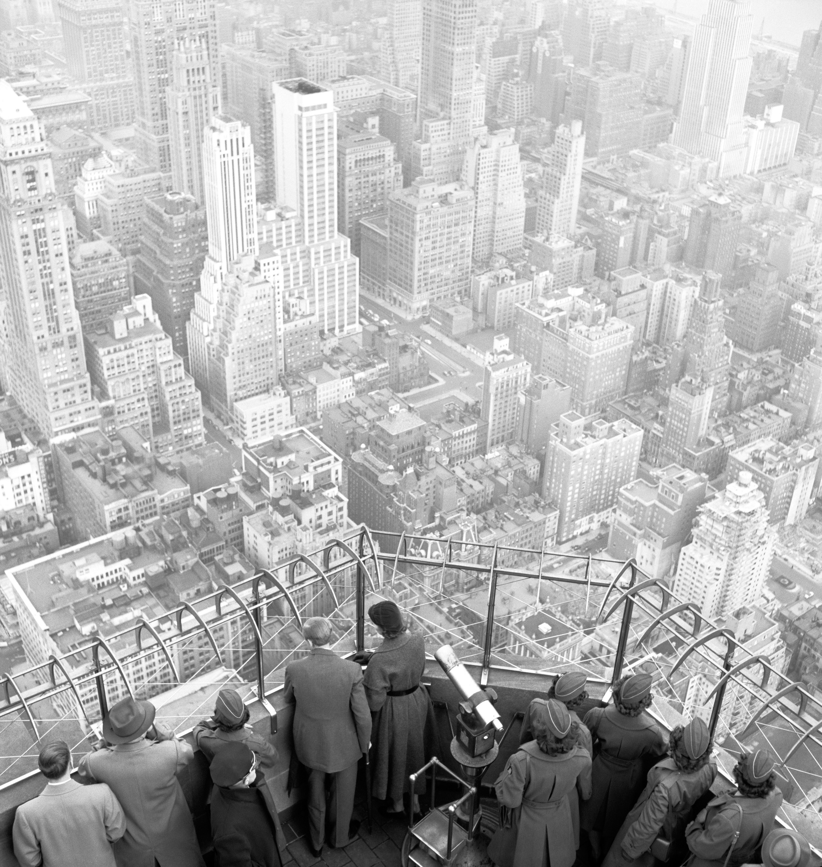 GEORGE RODGER (1908–1995) - View from the Empire State Building, New York 1950