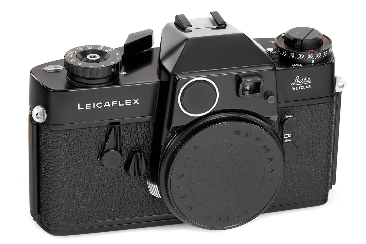Leicaflex black paint