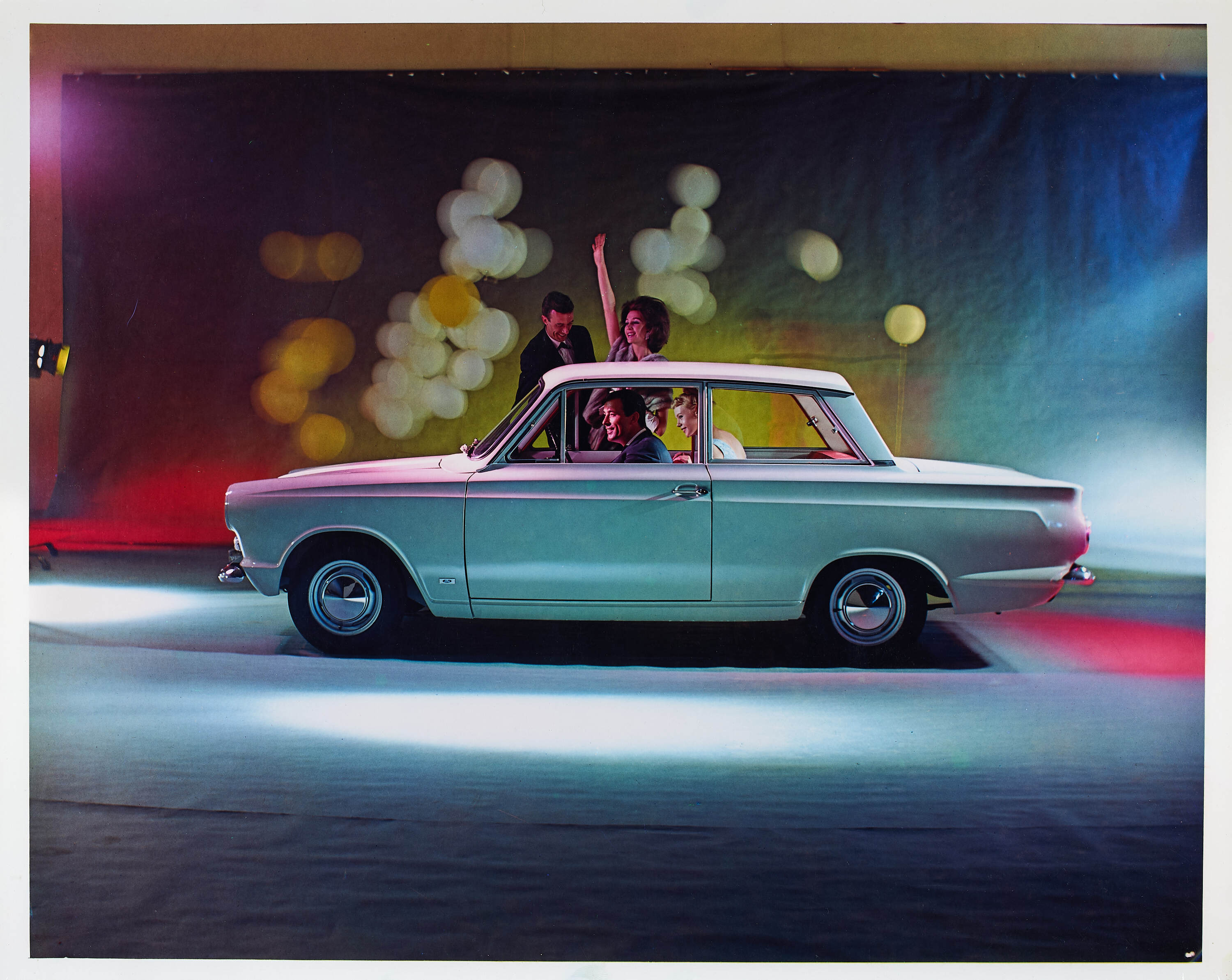 ANONYMOUS - Ford Cortina Advertisment, 1962