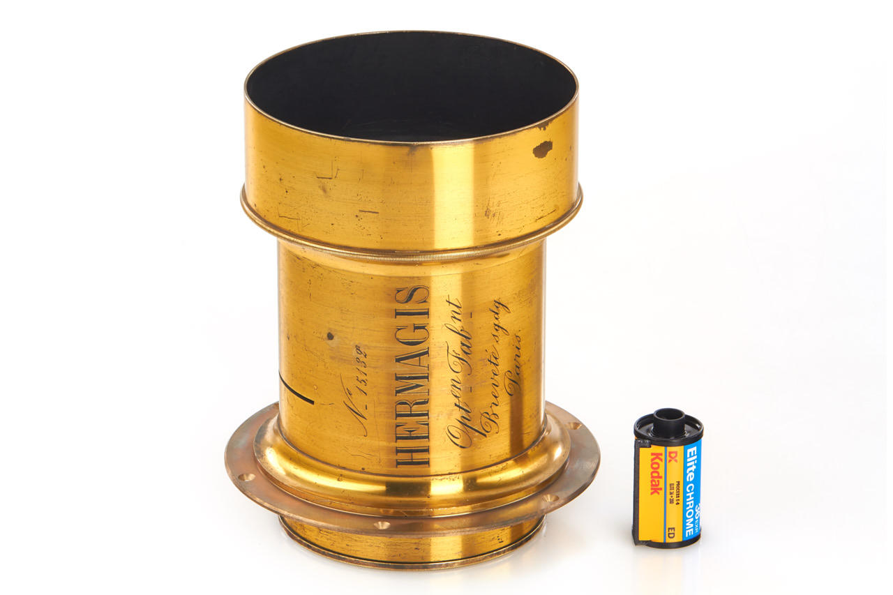 Hermagis Petzval Lens