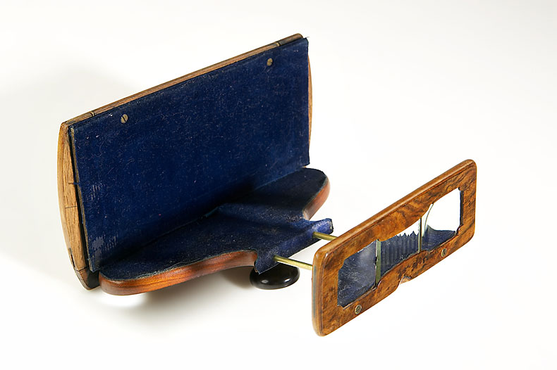 Swan’s Stereoscope  'The Clairvoyant'