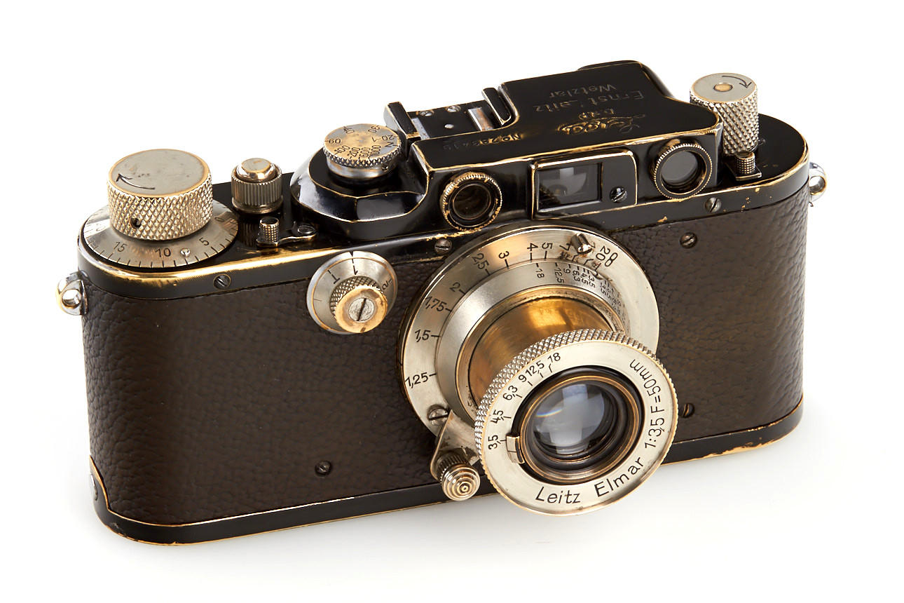 Leica IIIb black paint