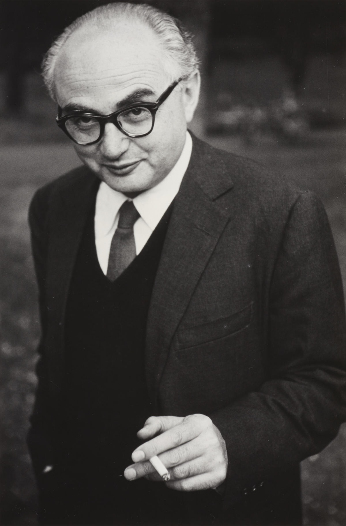 ELLIOTT ERWITT (* 1928) David ‘Chim’ Seymour, Paris 1956 ELLIOTT ERWITT (* 1928) David ‘Chim’ Seymour, Paris 1956