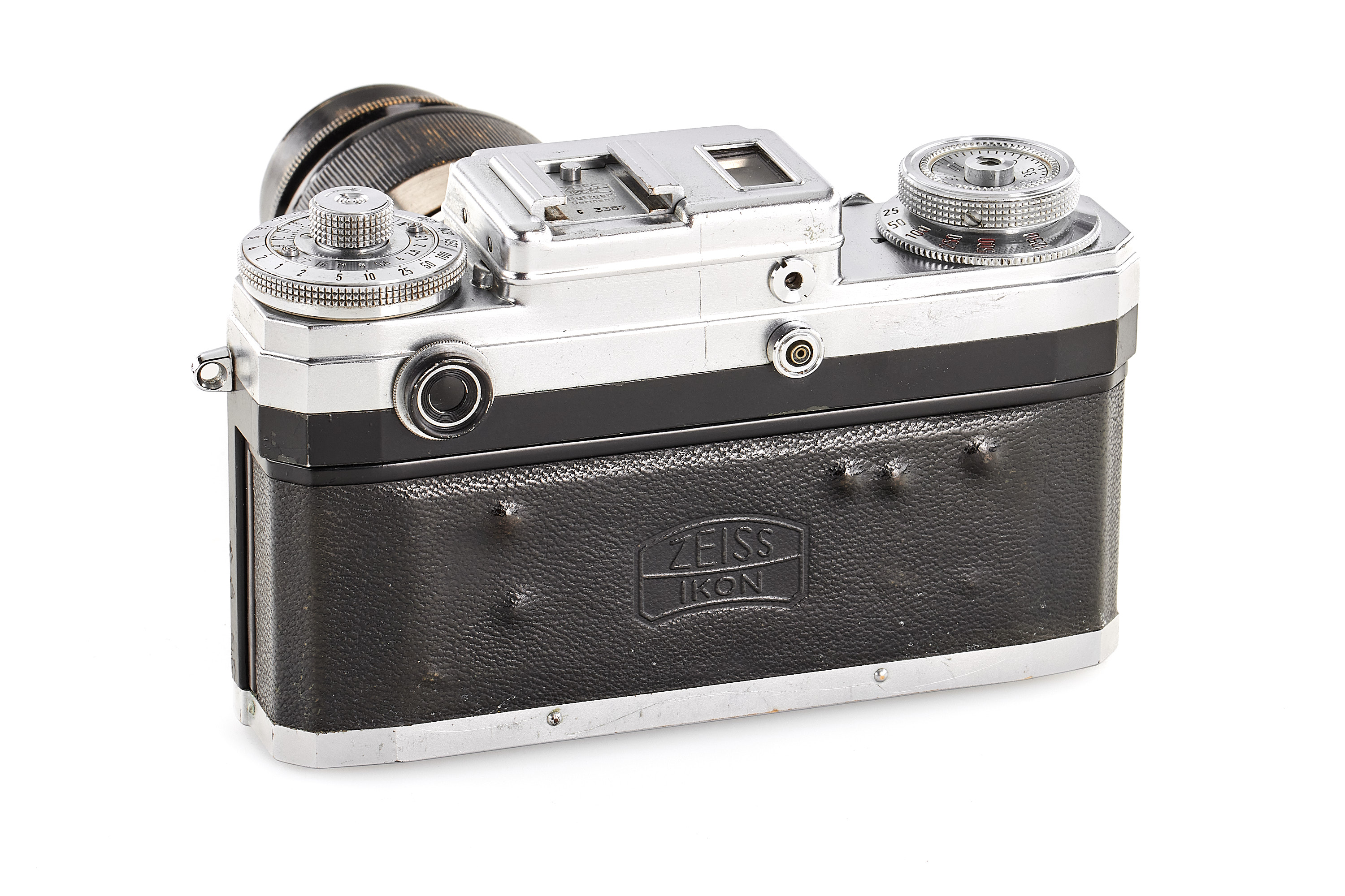 Zeiss Ikon Contax outfit 'René-Jacques'