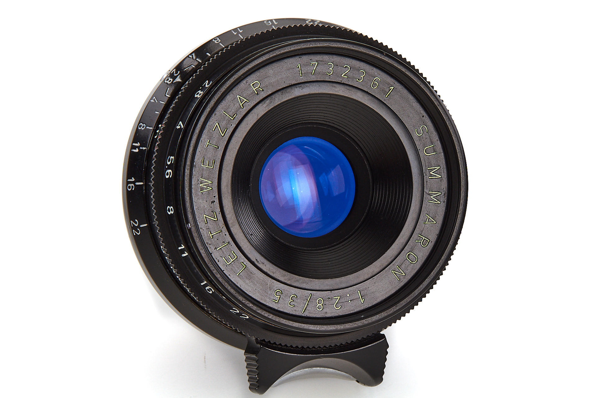 Leica Summaron-M 28mm f/5.6 Aspherical Lens - Matte Black