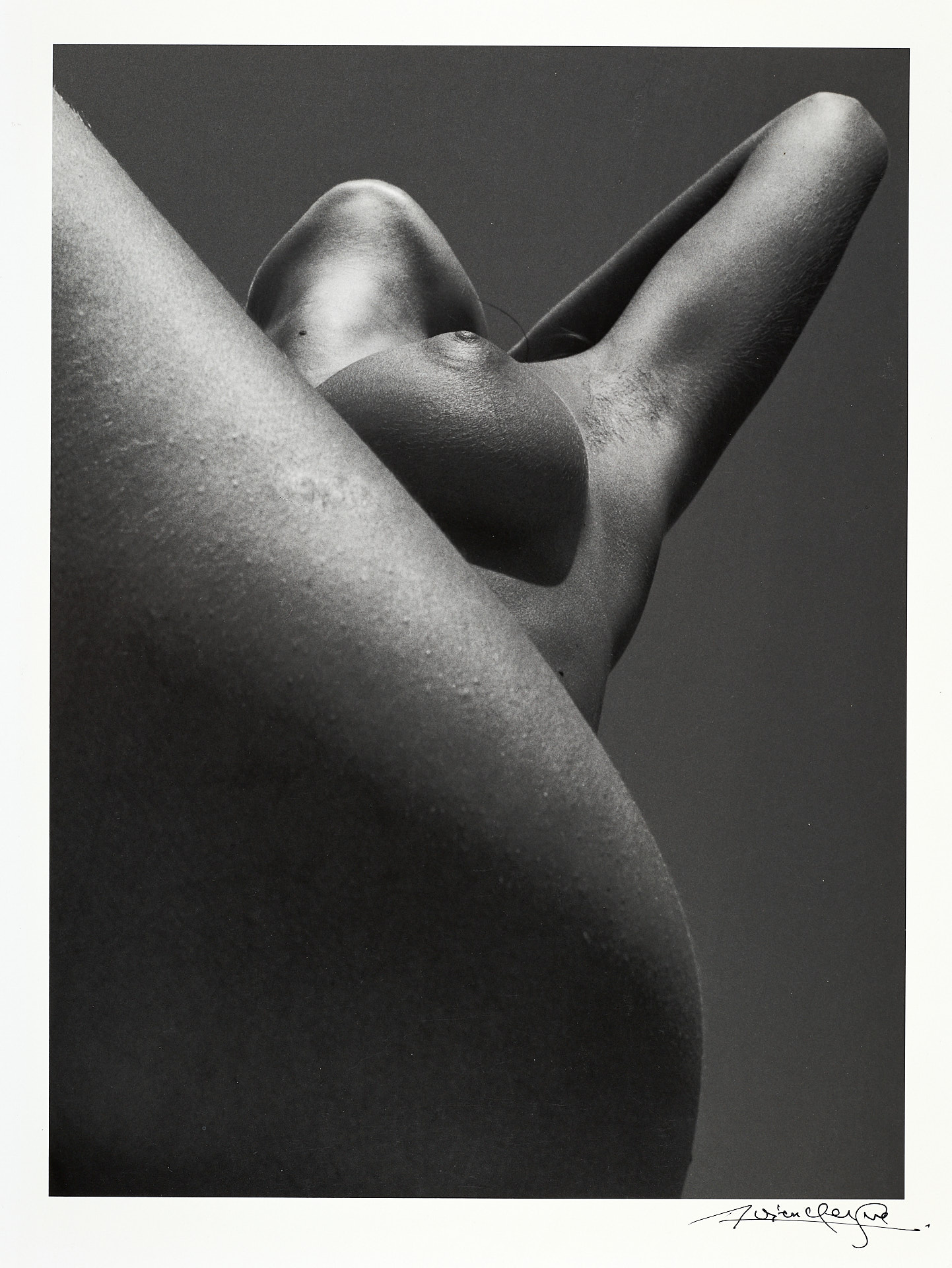 LUCIEN CLERGUE (1934–2014) - Nu de la plage, France 1966