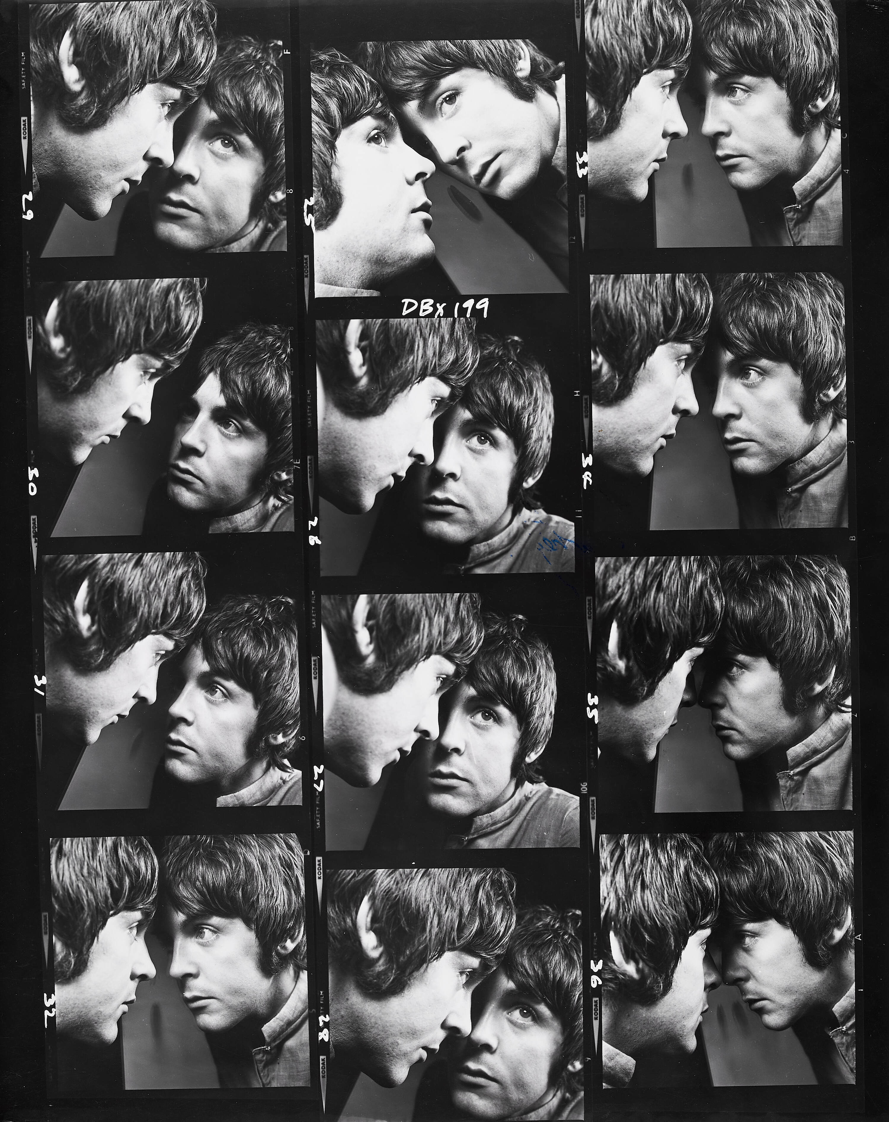 DAVID BAILEY (*1938) - Paul McCartney in the mirror, London 1967