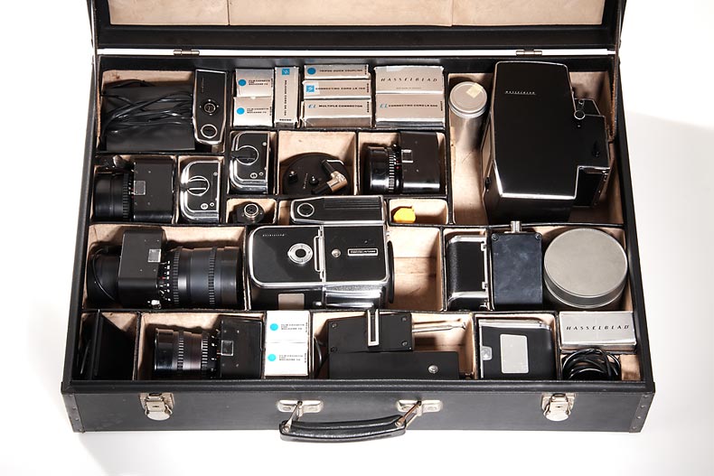 Hasselblad  500 EL/M '10 Years on the Moon' Outfit