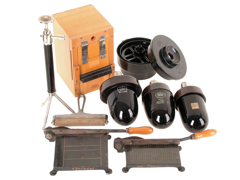 Zeiss Ikon   Contax accessories (various)