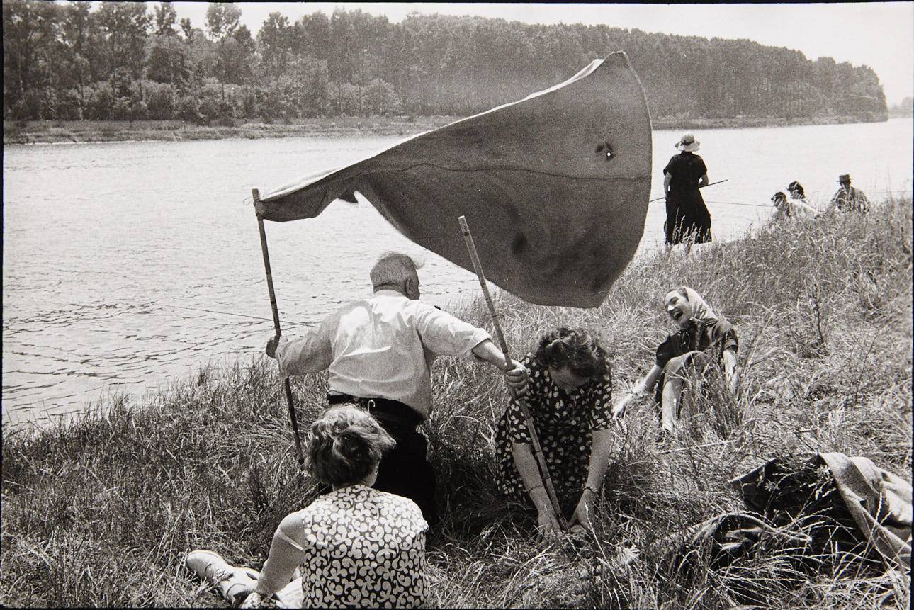 HENRI CARTIER-BRESSON (1908–2004) The Seine near Juvisy-sur-Orge, Essonne 1955