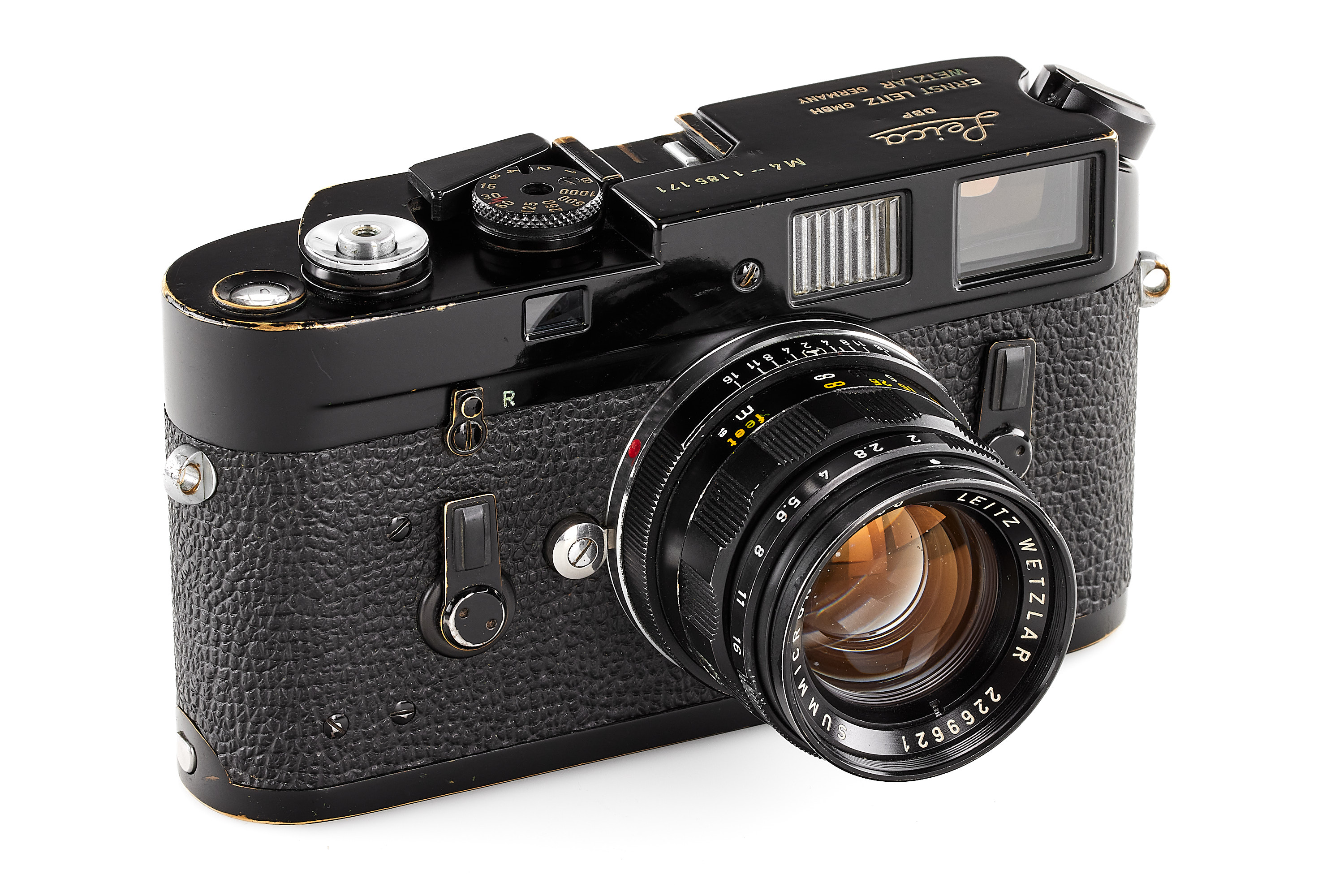 Leica M4 black paint with Summicron 2/50mm