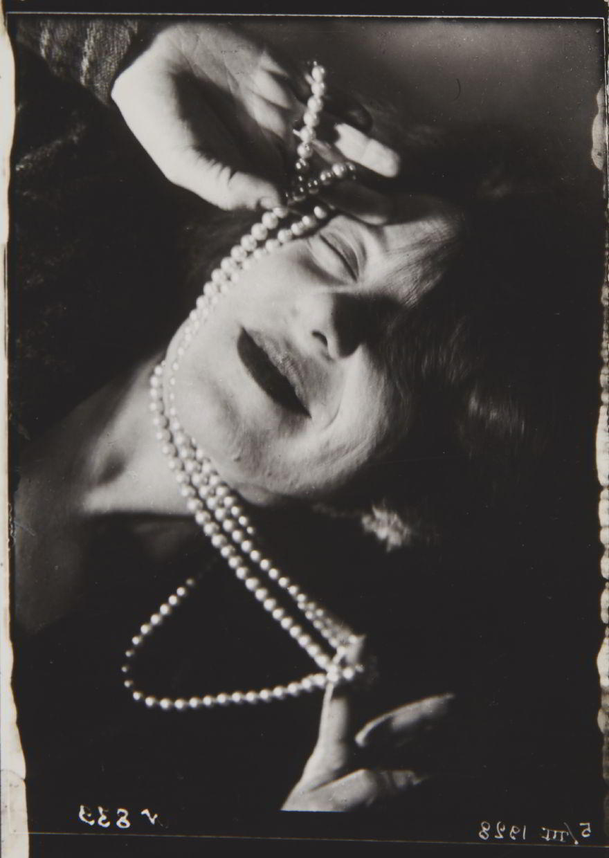 ALEXANDER RODCHENKO (1891–1956) Varvara Stepanova, USSR 1928