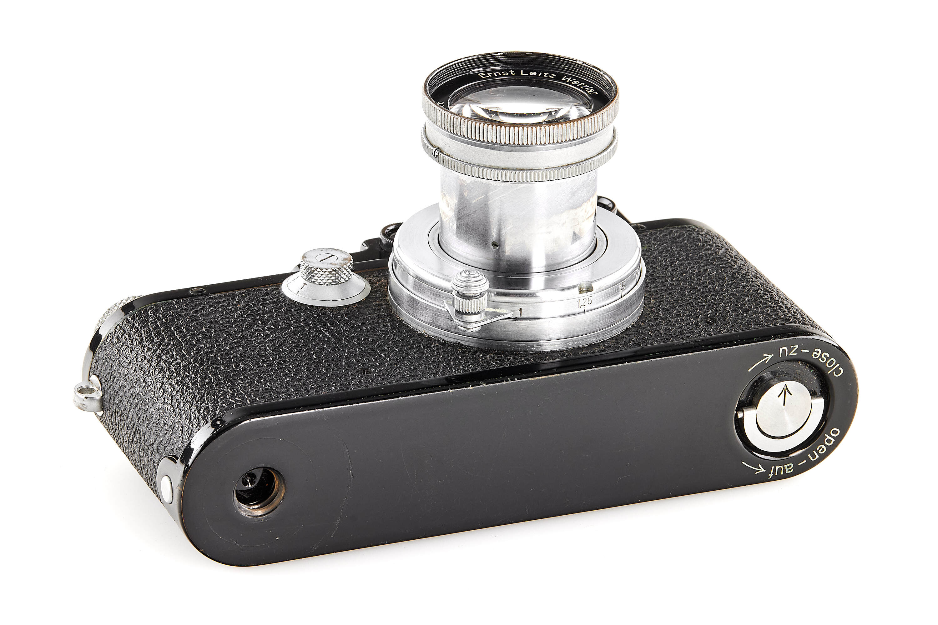Leica IIIa syn. black/chrome with Summar 2/5cm *