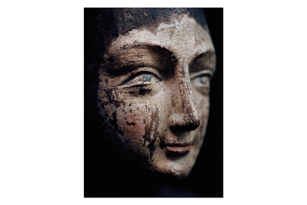 Annet van der Voort (*1950), Heiligenfiguren / statues of saints (from the series ¿Madonna and Co.¿)