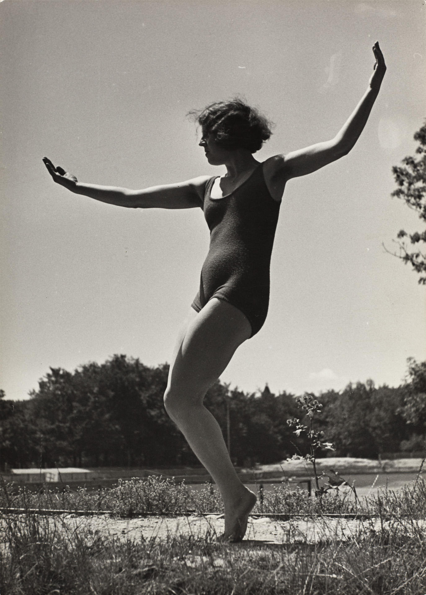 LOTHAR RÜBELT (1901–1990) Gymnastic pose, c. 1930 LOTHAR RÜBELT (1901–1990) Gymnastic pose, c. 1930