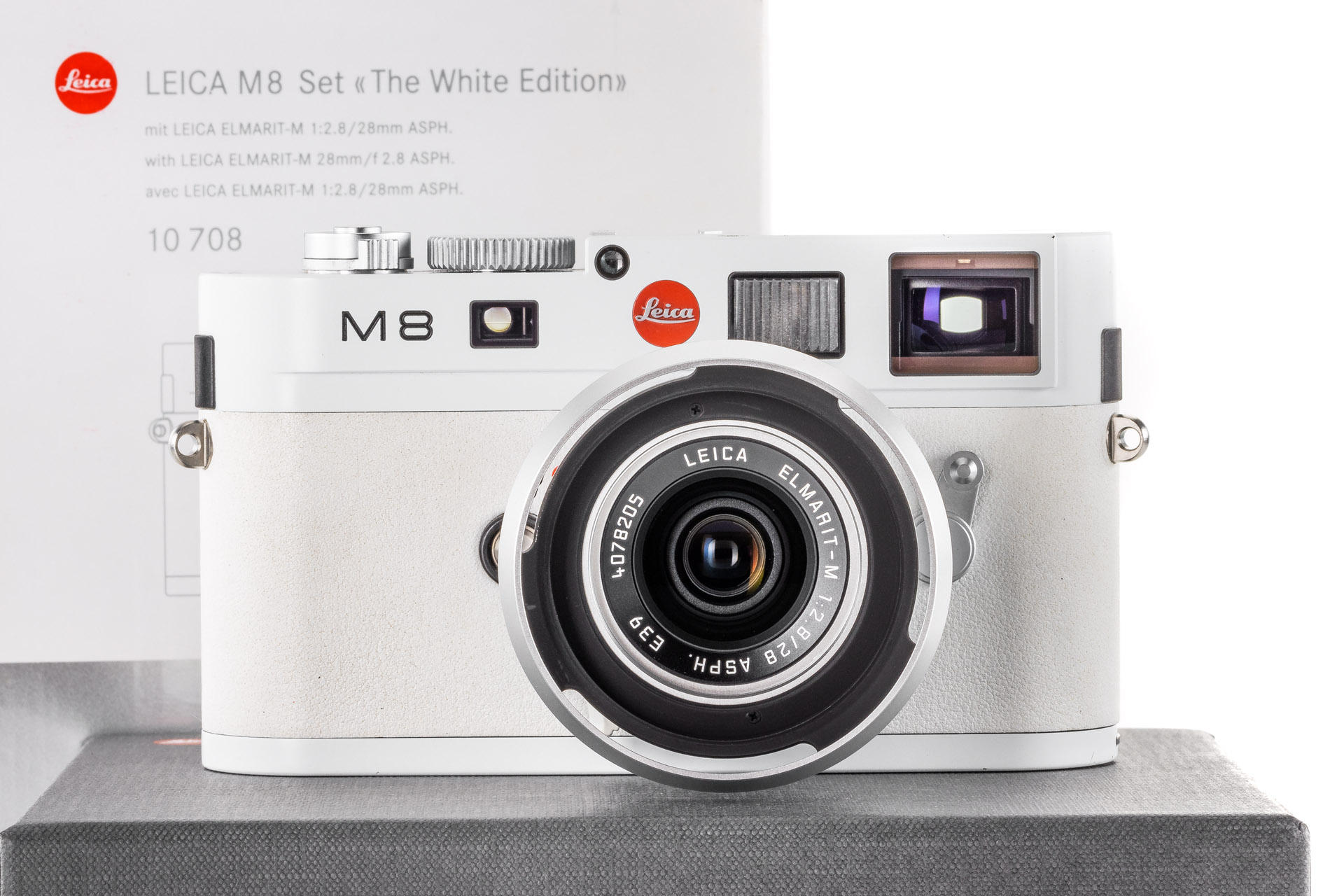 Leica M8 'The White Edition' 10708 * Leica M8 'The White Edition' 10708 *