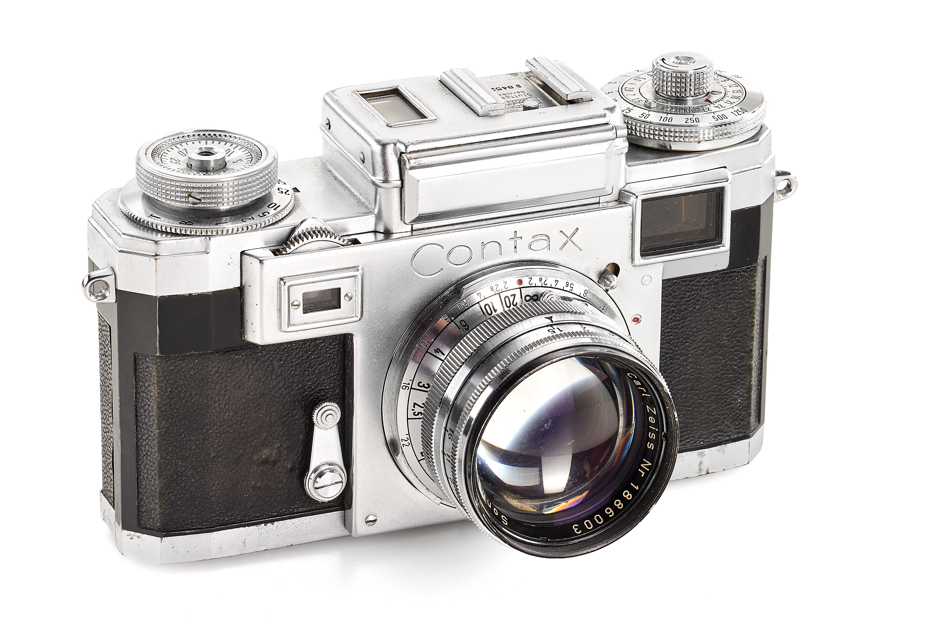 Zeiss Ikon Contax outfit 'René-Jacques'