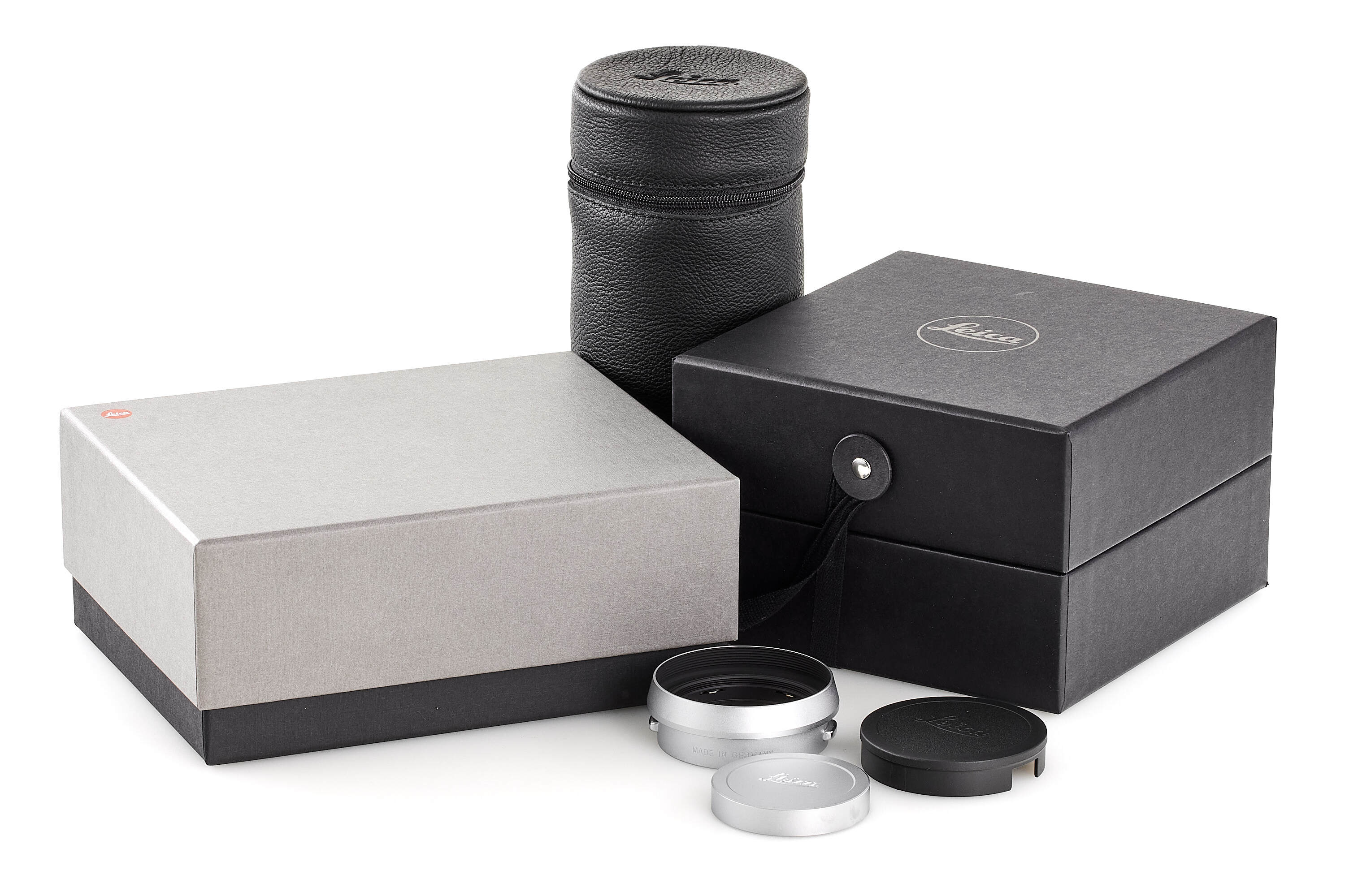 Leica MP 'Leica Historica 1975-2020' outfit *