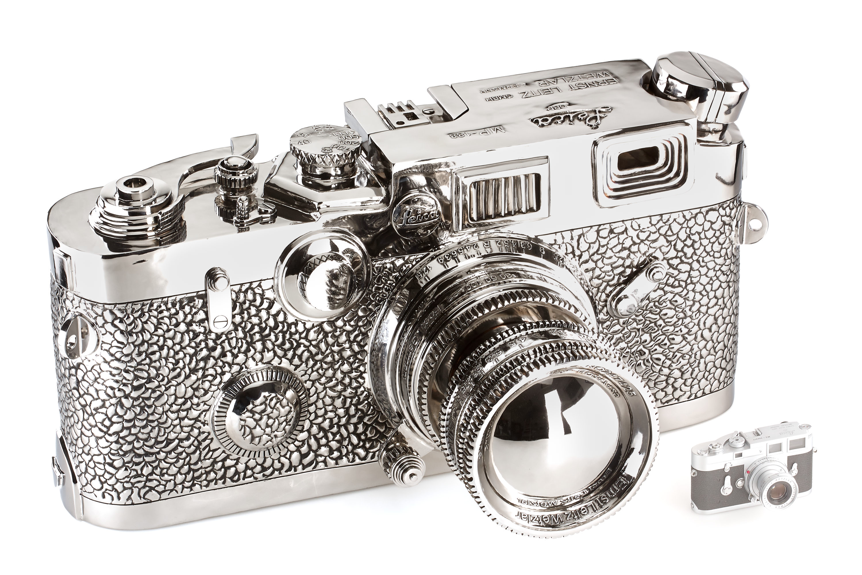 Liao Yibai 'Fake Leica' Sculpture Liao Yibai 'Fake Leica' Sculpture