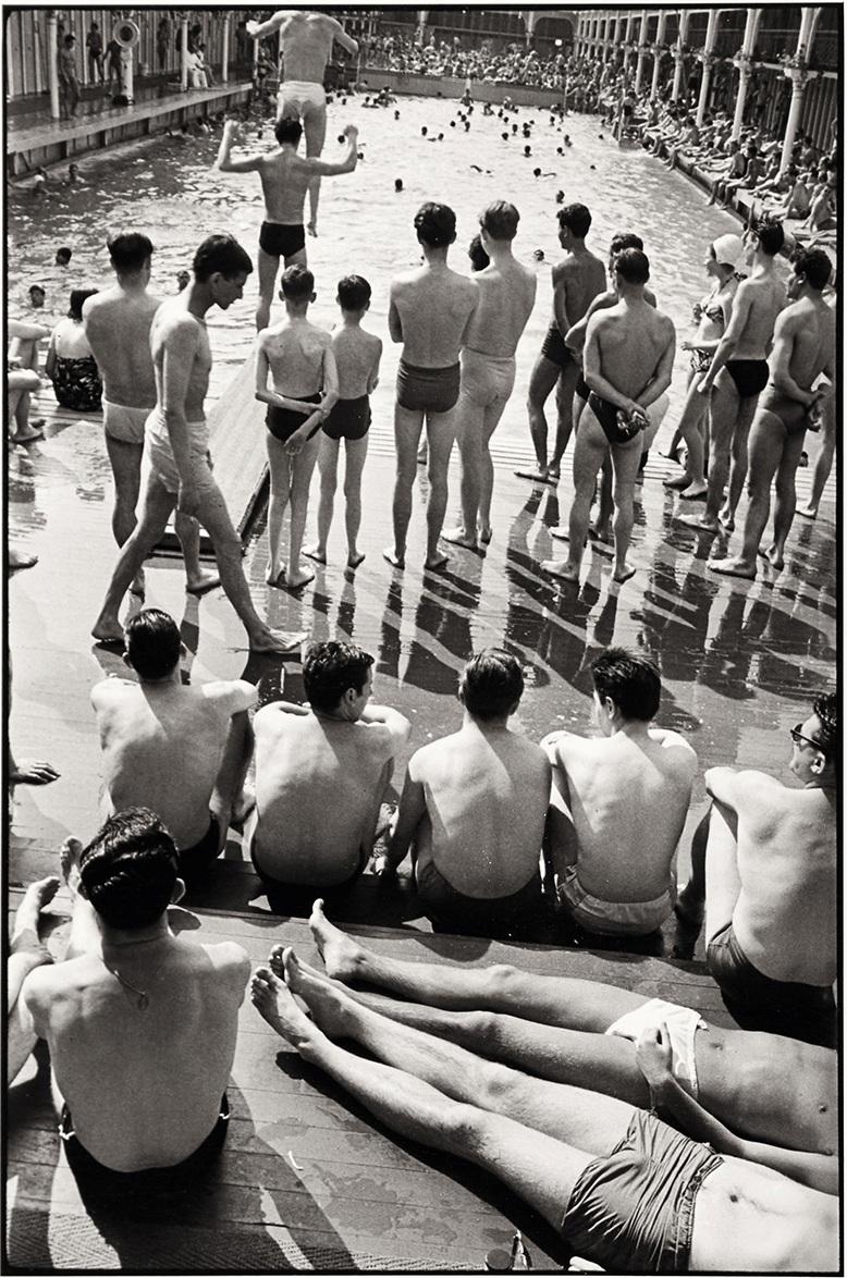 HENRI CARTIER-BRESSON (1908–2004) Deligny Bassin, Paris 1955
