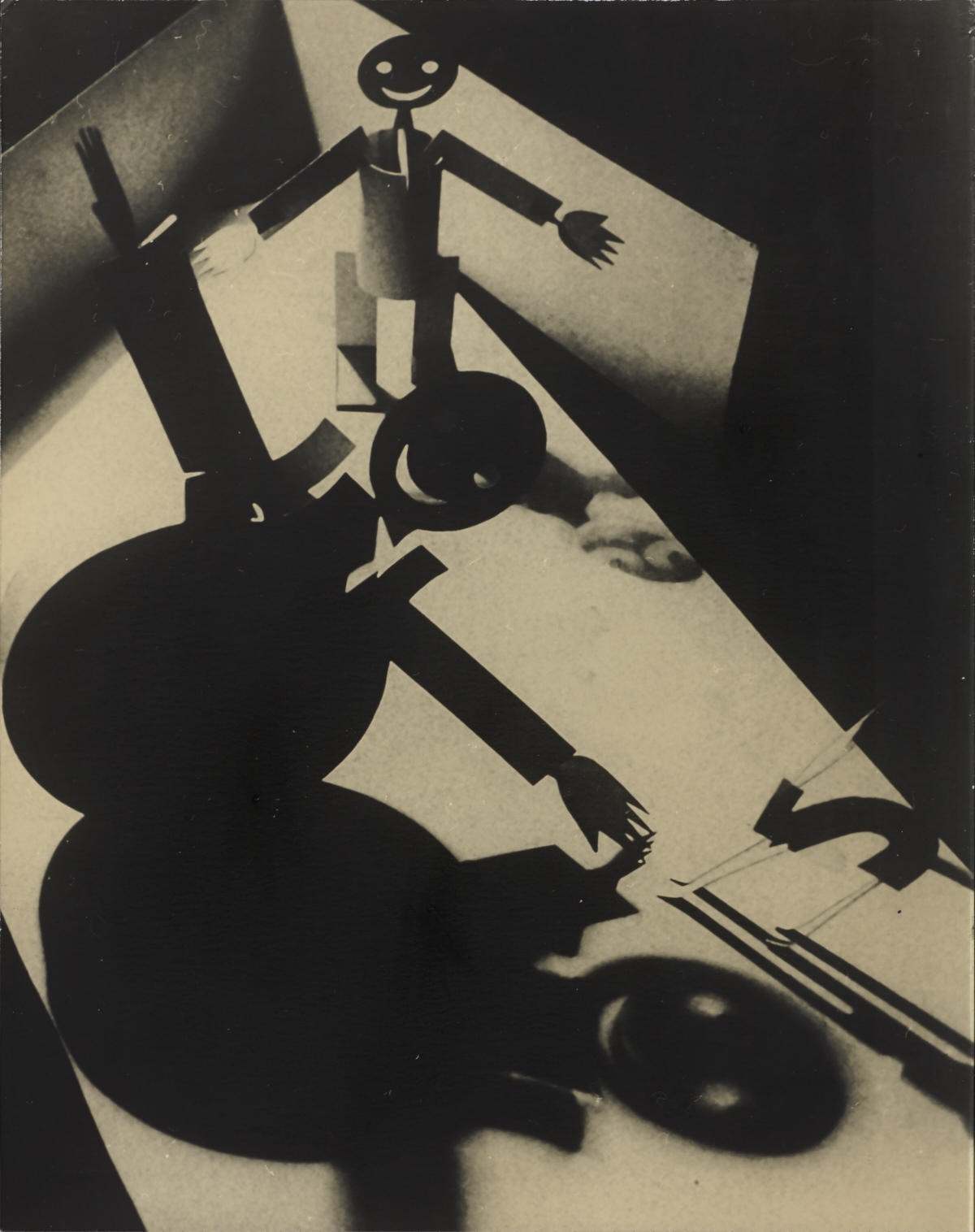 ALEXANDER RODCHENKO (1891–1956) ‘The Samozvery’ (Die Samozvery), 1926 ALEXANDER RODCHENKO (1891–1956) ‘The Samozvery’ (Die Samozvery), 1926