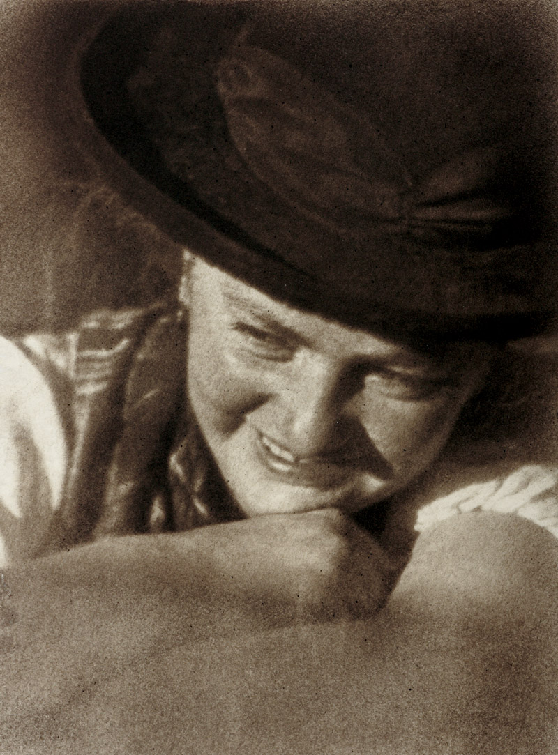 Heinrich Kühn (1866–1944),  Girl from Birgitz