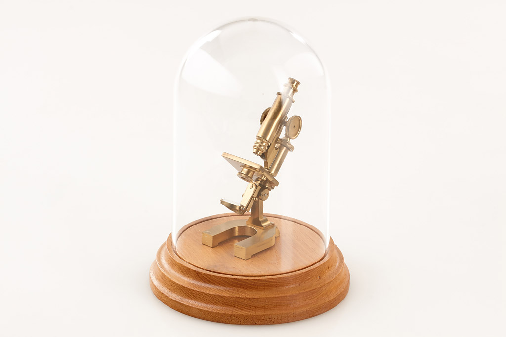 Leitz Microscope IV Replica