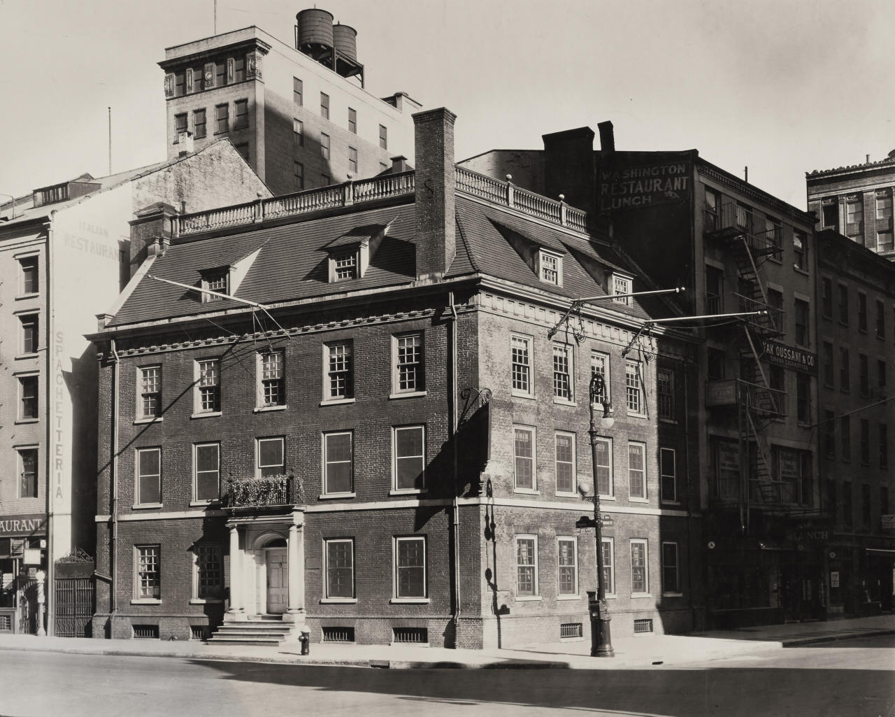 BERENICE ABBOTT (1898–1991) ‘Fremmes Tavern, Broad and Pearl’, 1930s