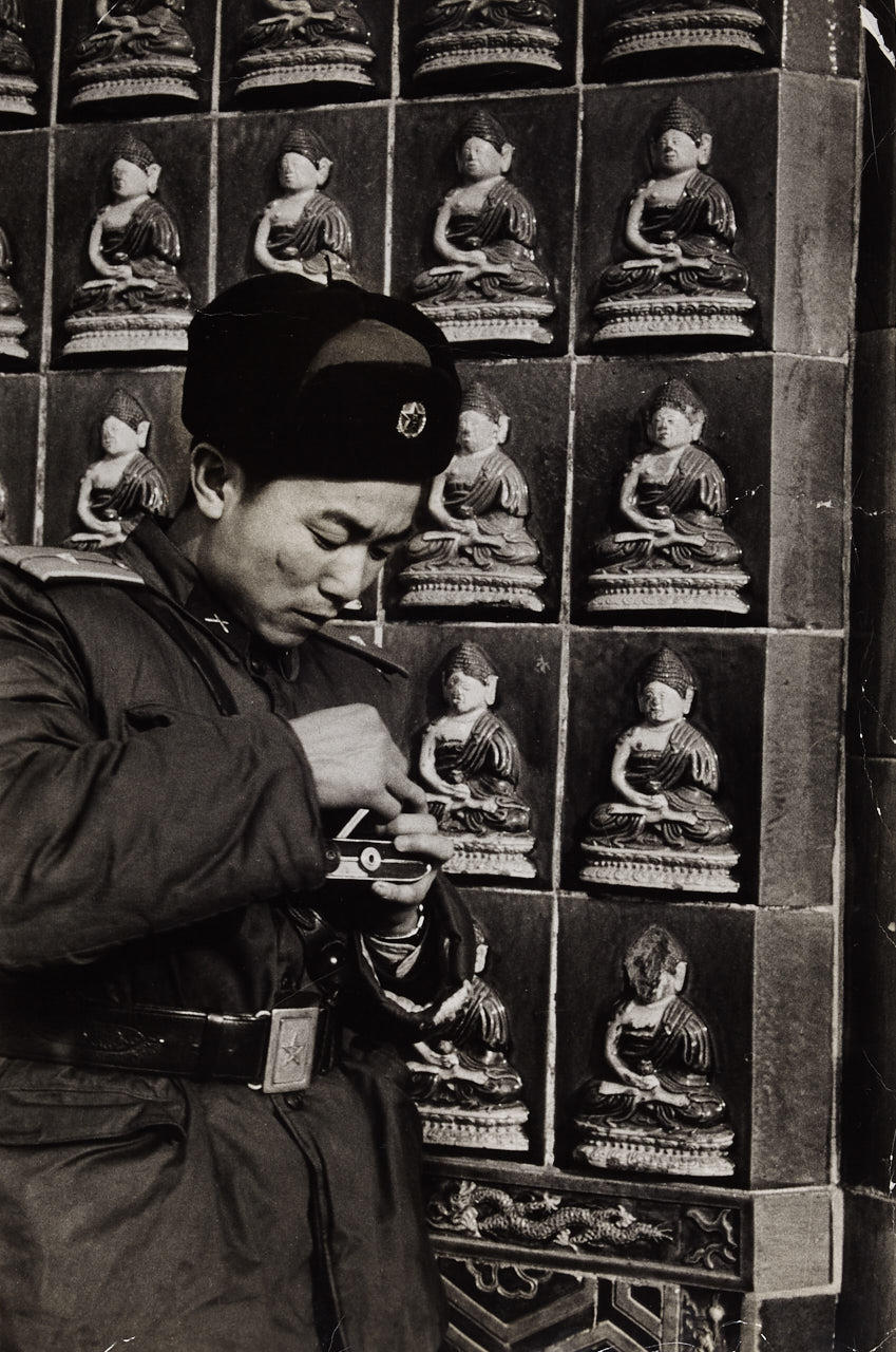 MARC RIBOUD (1923–2016) Visitor in front of Tang statues, Forbidden City, Beijing 1957