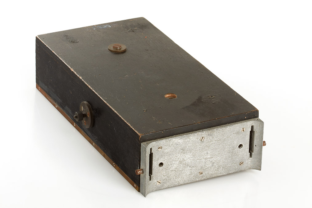 O.Barnack Holzmagazin f. Filmkamera