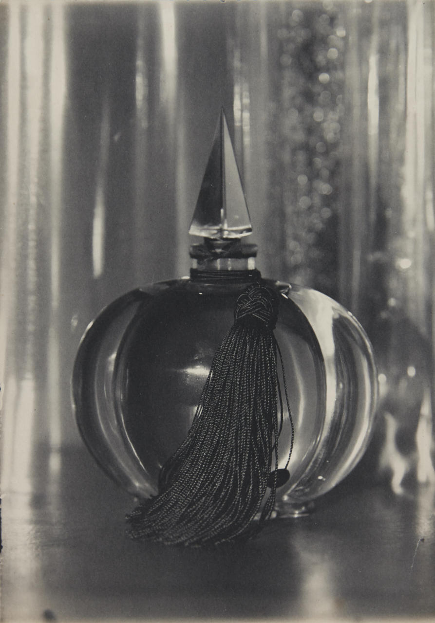 PAUL OUTERBRIDGE (1896–1958) Perfume bottle, c. 1924