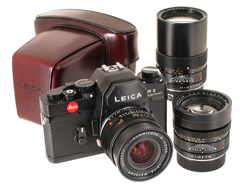 R3  Electronic black  outfit