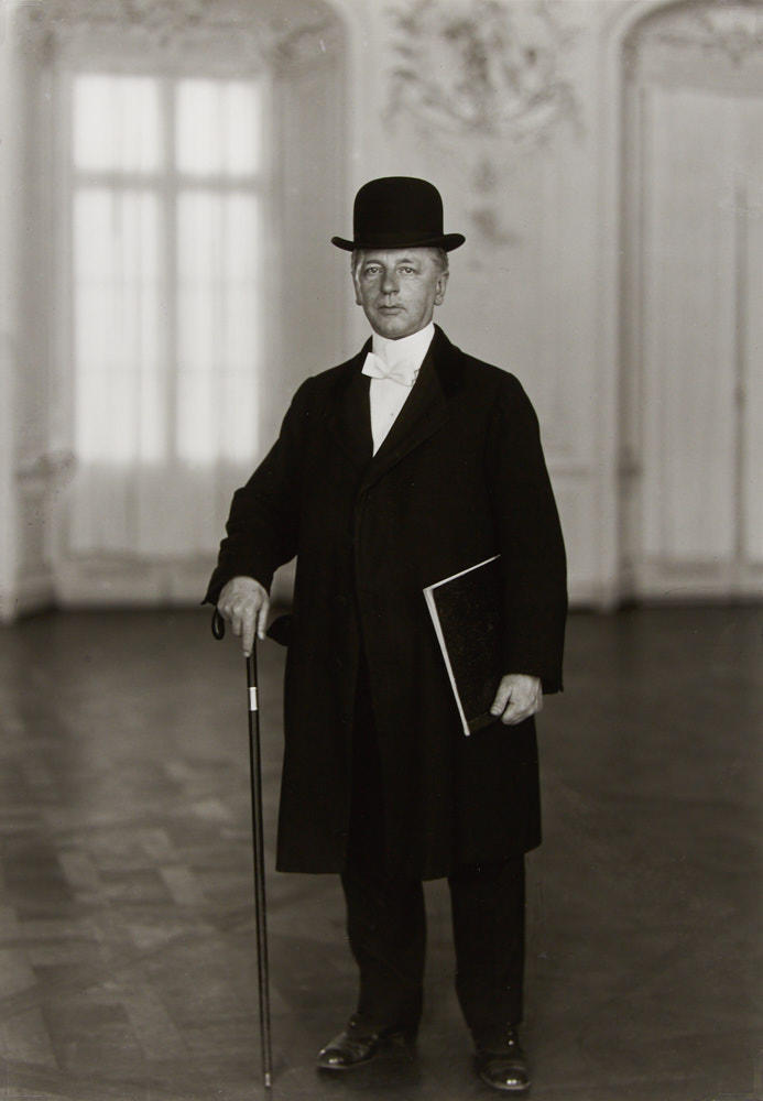 AUGUST SANDER (1876–1964) ‘Der Pianist (Max van de Sandt)’, Cologne 1925