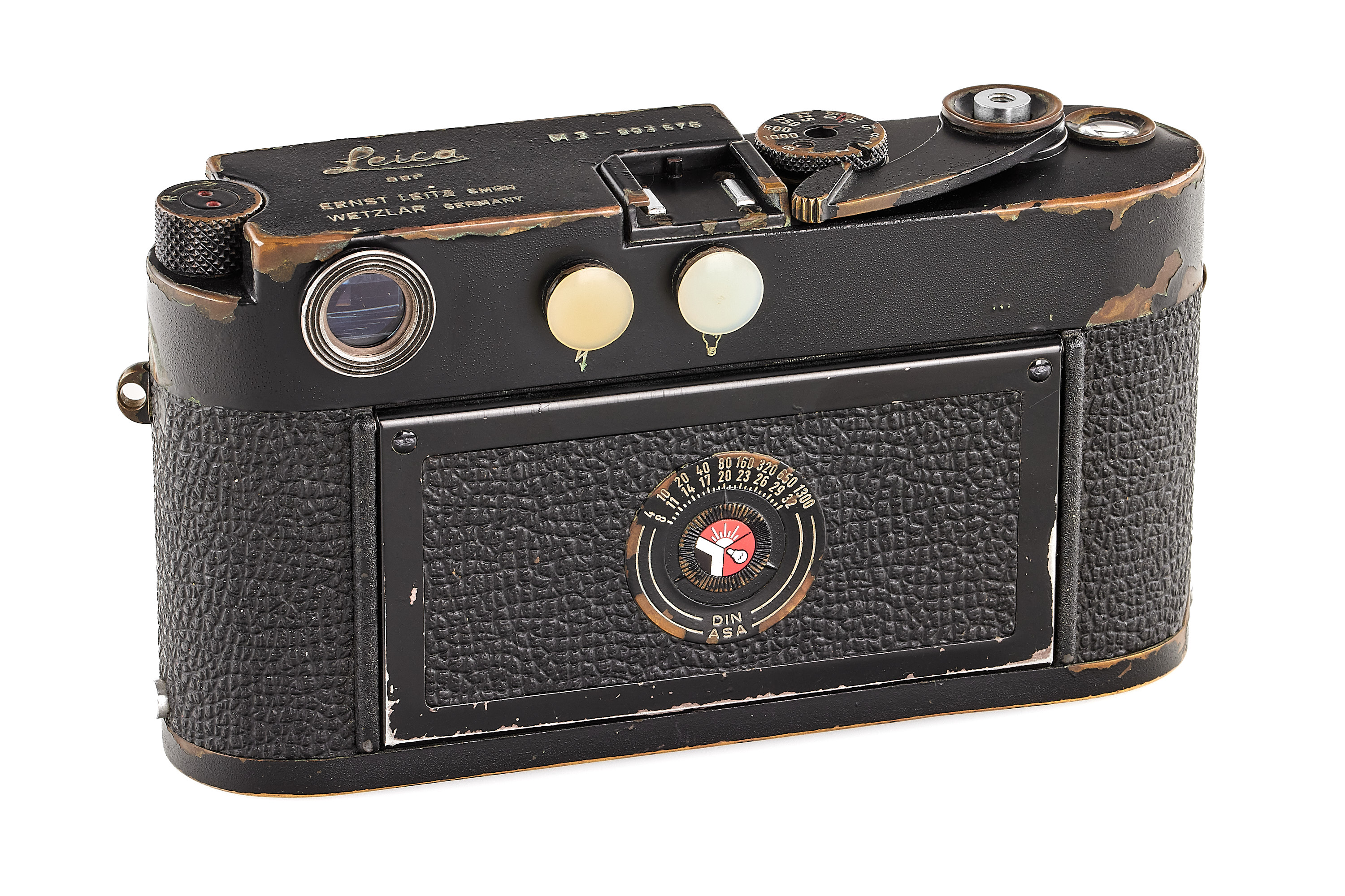 Leica M3 black paint with Summicron 2/50mm black paint / brass mount