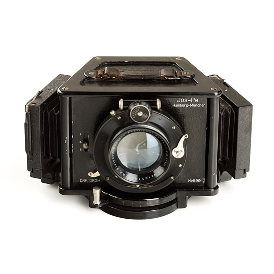 Jos-Pe Tri-Color Camera