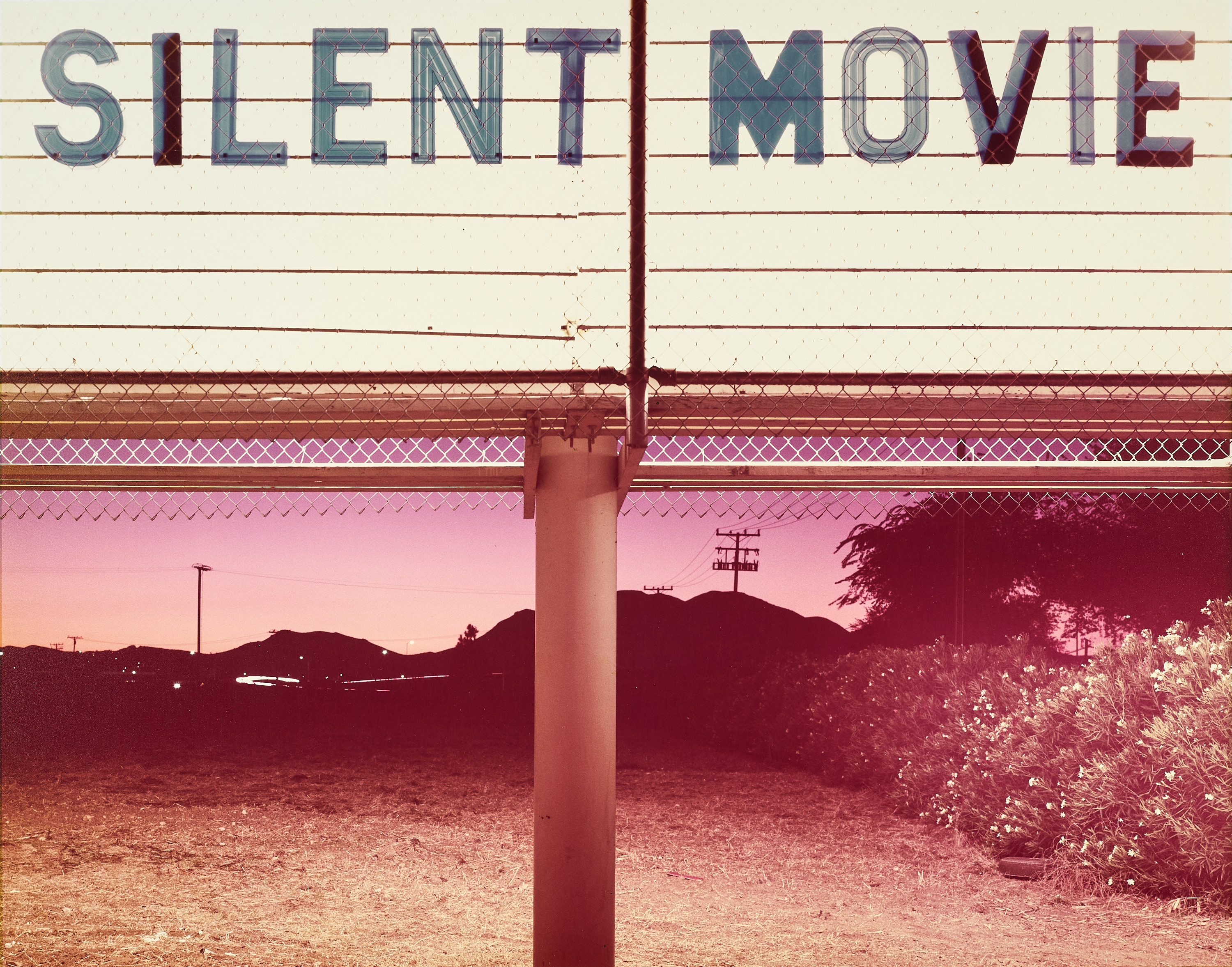 ALFRED SEILAND (* 1952) - "Autokino Imperial" (from the series 'Eastcoast-Westcoast`), California 1979