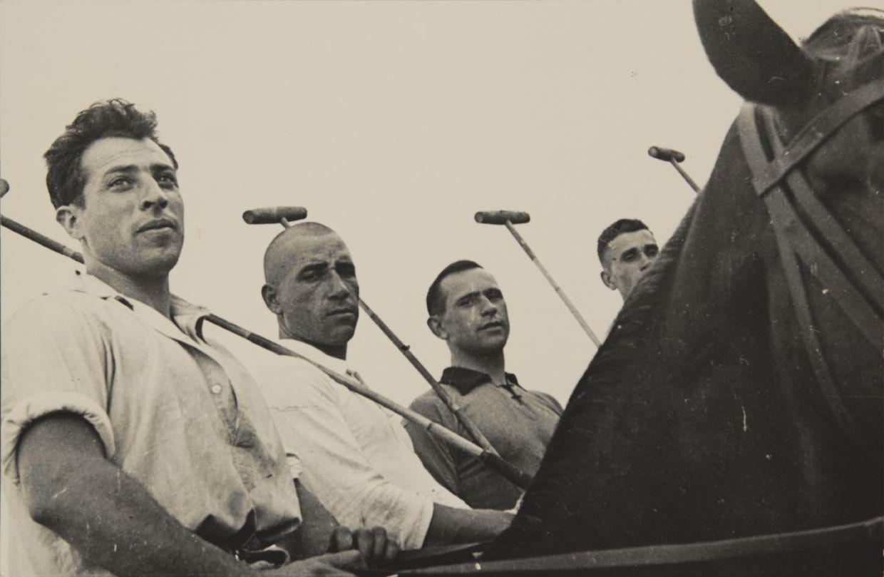 ANONYMOUS PHOTOGRAPHER Georgi Zelma (links / on he left), USSR 1940s/50s