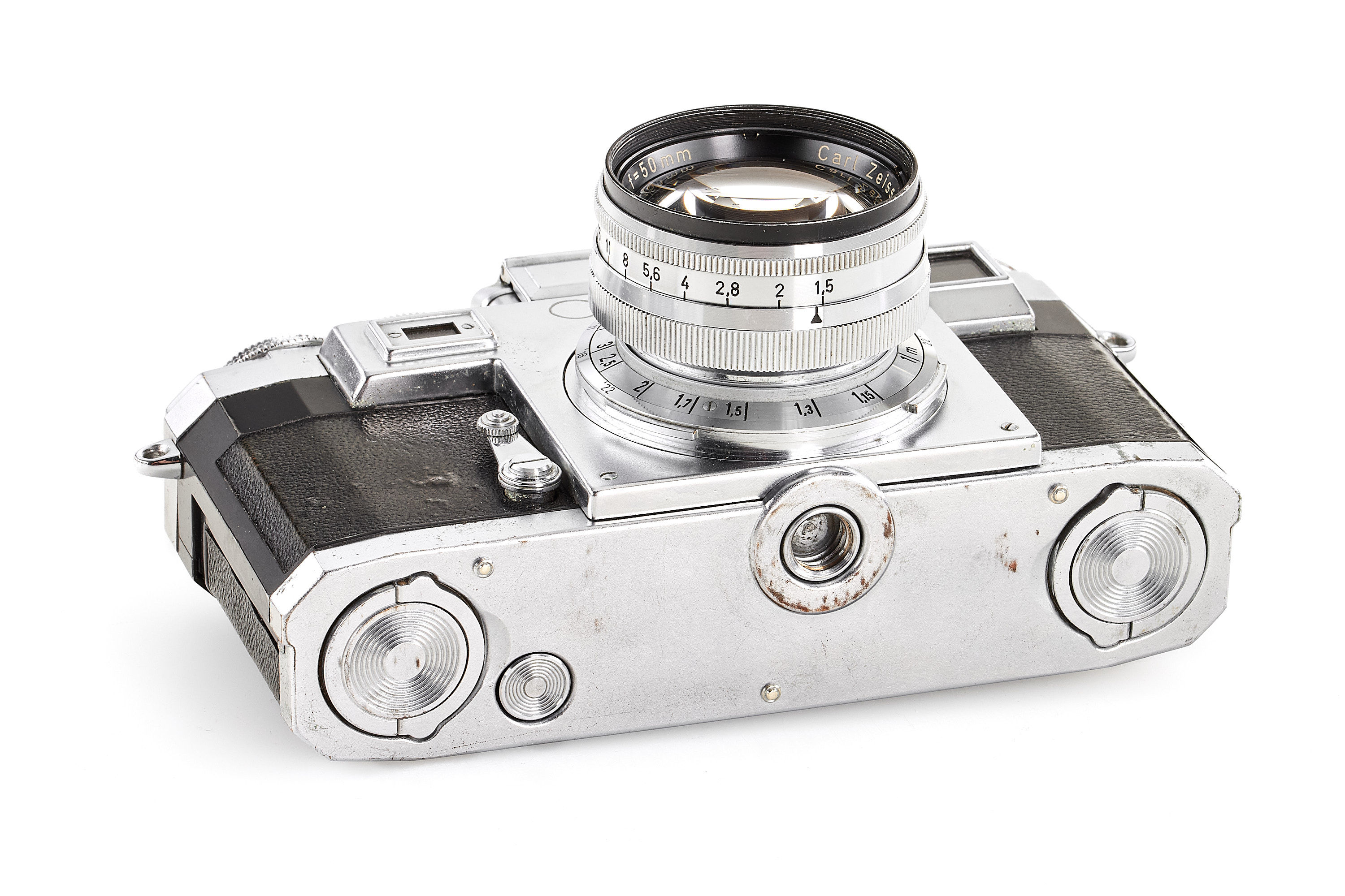 Zeiss Ikon Contax outfit 'René-Jacques'