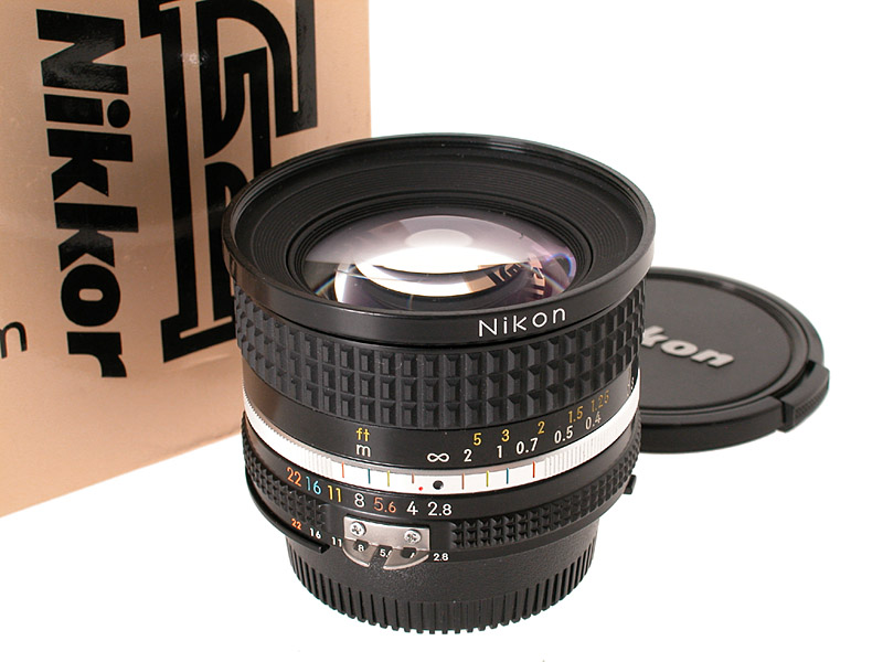 Nikon   20mm/2,8 Nikkor