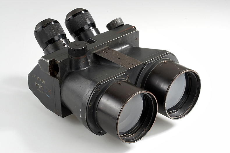 (Leitz)  10x80 beh German Army