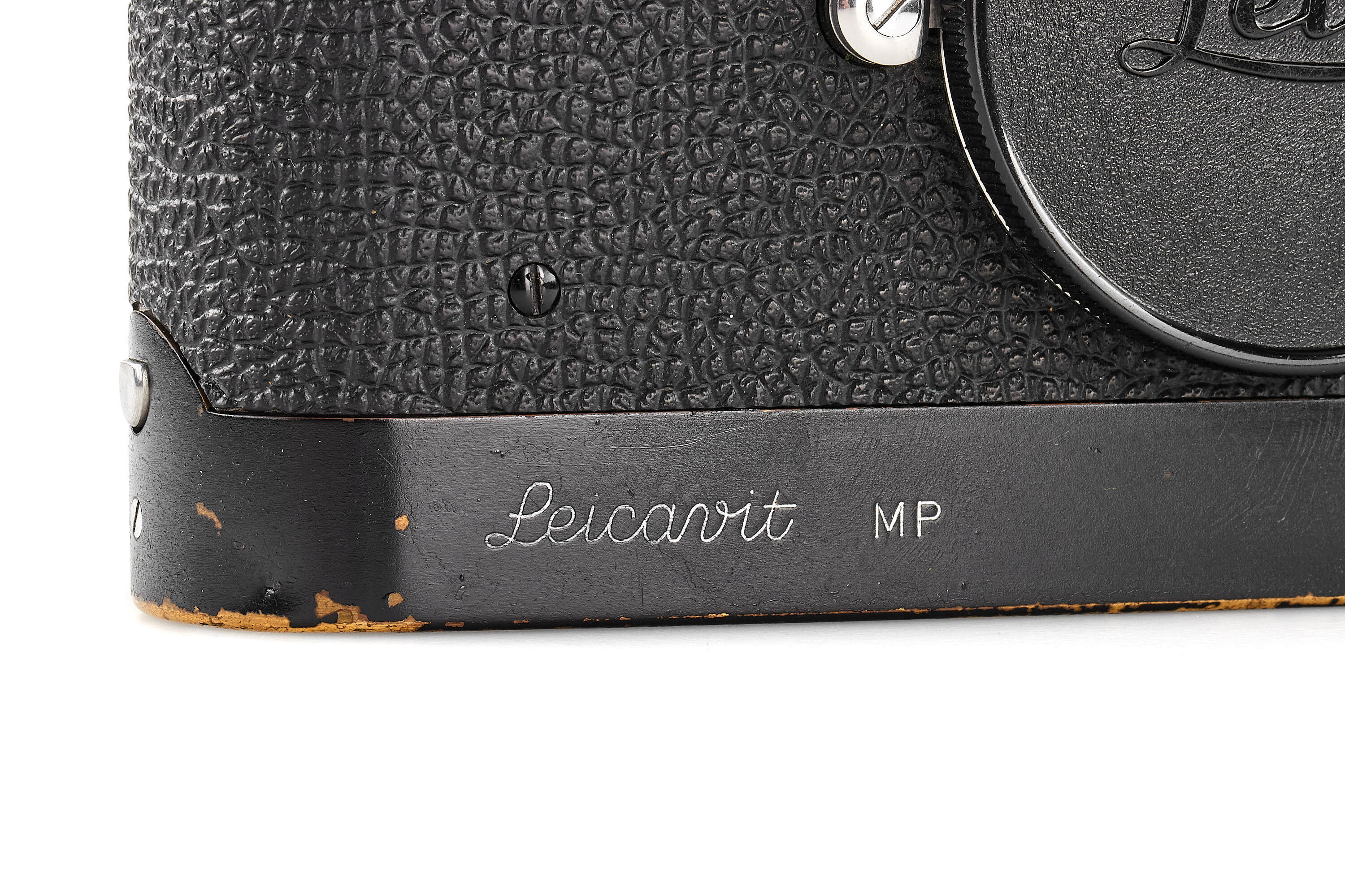 Leica M2 black paint with Leicavit MP