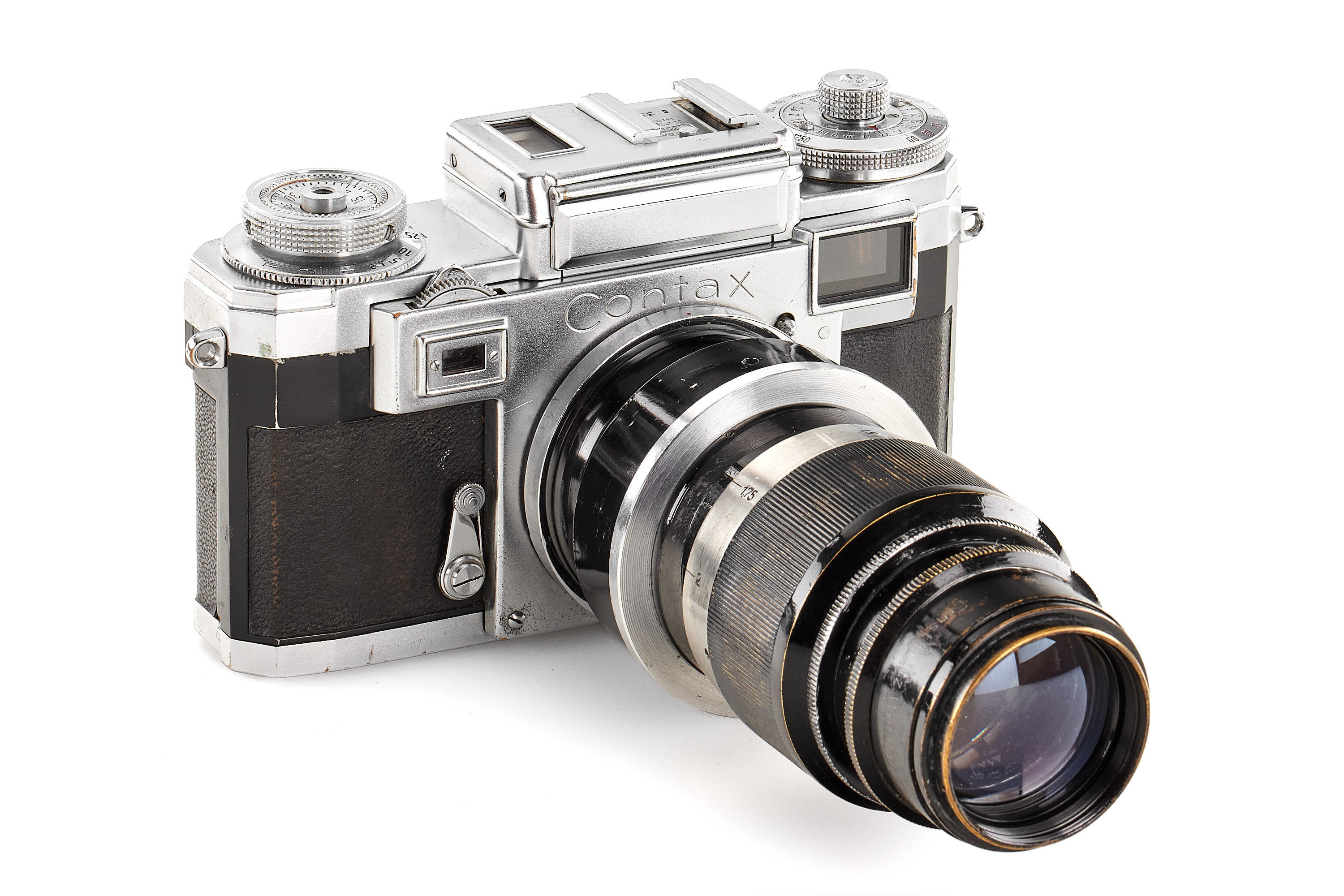 Zeiss Ikon Contax outfit 'René-Jacques'