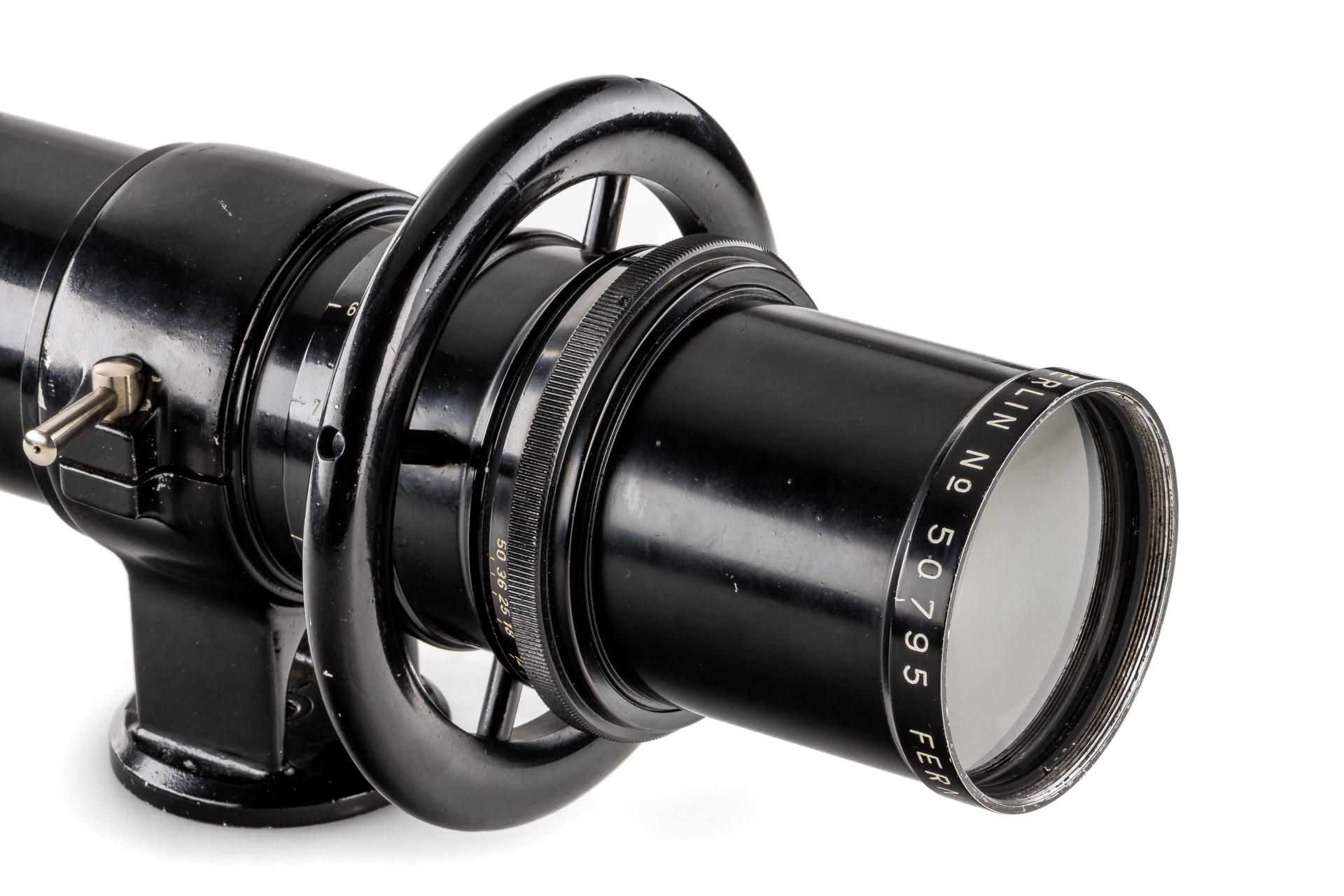 ASTRO-BERLIN FERNBILDLINSE OBJECTIF F:5- 300mm. lens No 36284/Arriflex caméra EUR 850,00 - FR ASTRO-BERLIN FERNBILDLINSE OBJECTIF F:5- 300mm. lens No 36284/Arriflex caméra EUR 850,00 - FR