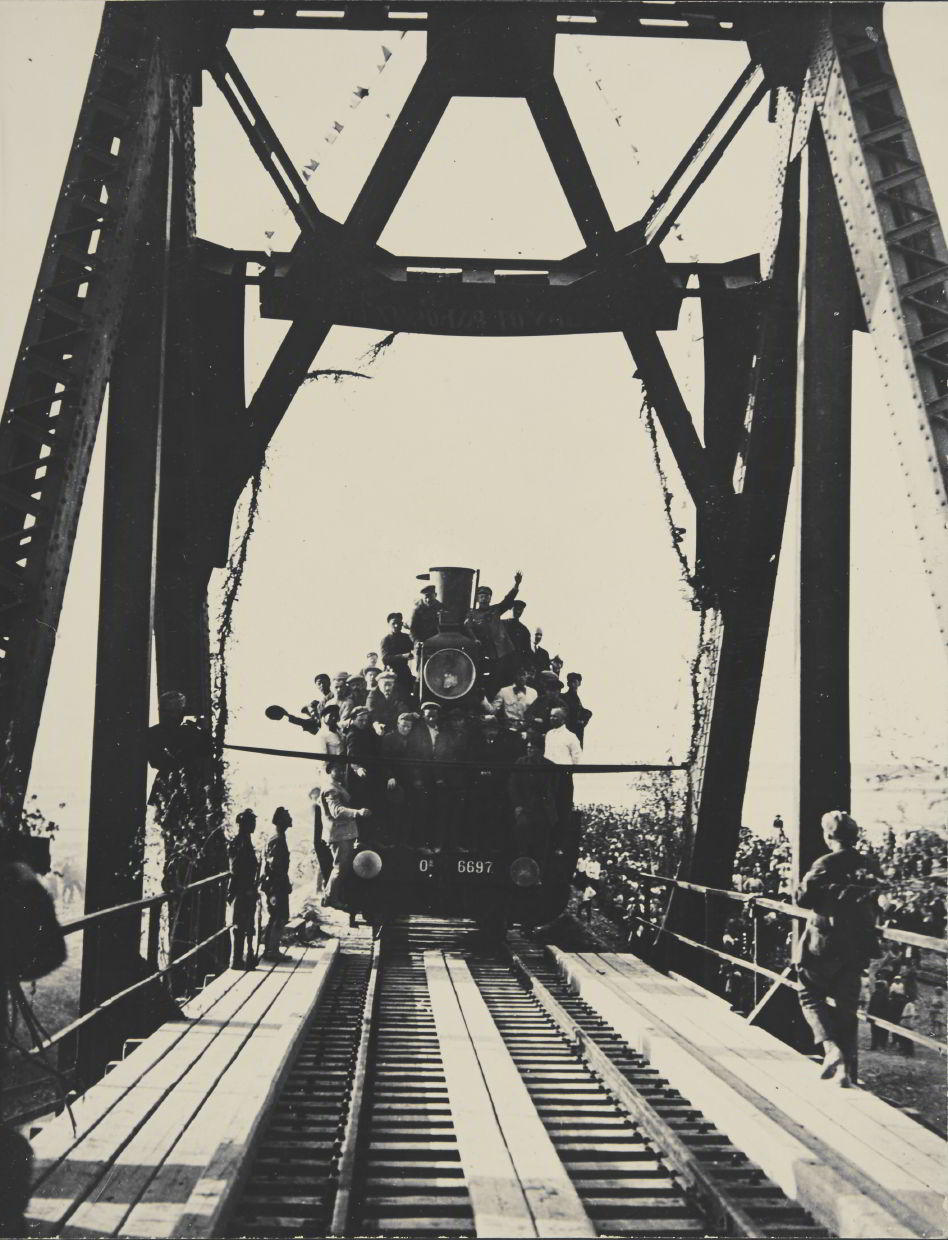 MAX ALPERT (1899–1980) ‘On the train’ Der erste Zug auf der Strecke der Turksib / The first train on the Turk-Sib route, May 1st 1930 MAX ALPERT (1899–1980) ‘On the train’ Der erste Zug auf der Strecke der Turksib / The first train on the Turk-Sib route, May 1st 1930