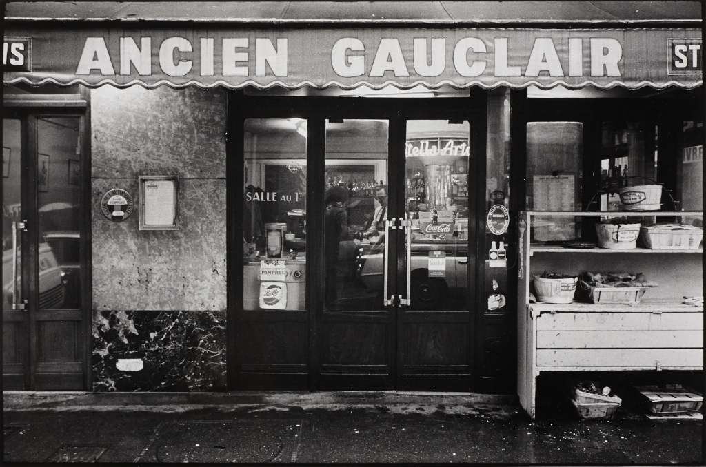 RICHARD KALVAR (* 1944) 96 Rue de Richelieu, Paris 1974