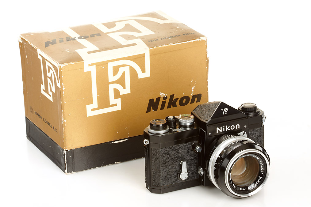 Nikon F Eyelevel Schwarz