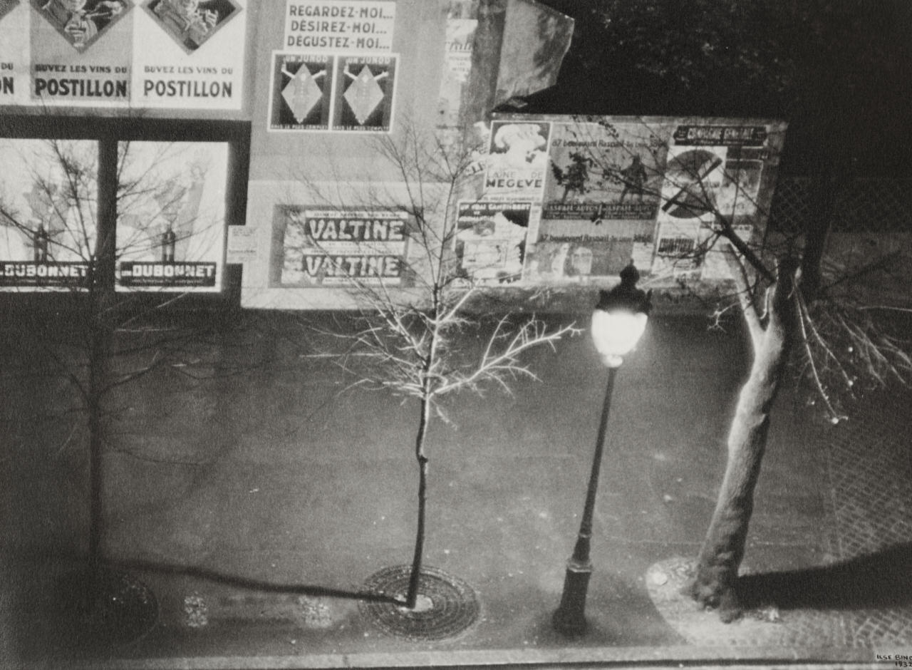 ILSE BING (1899–1998) Avenue du Maine, Paris 1932