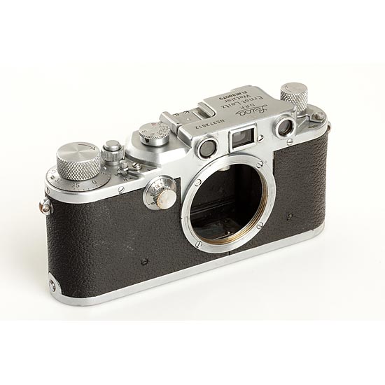 IIIc 'Luftwaffen-Eigentum' IIIc 'Luftwaffen-Eigentum'