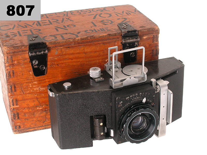 Komlosy, England  AP camera