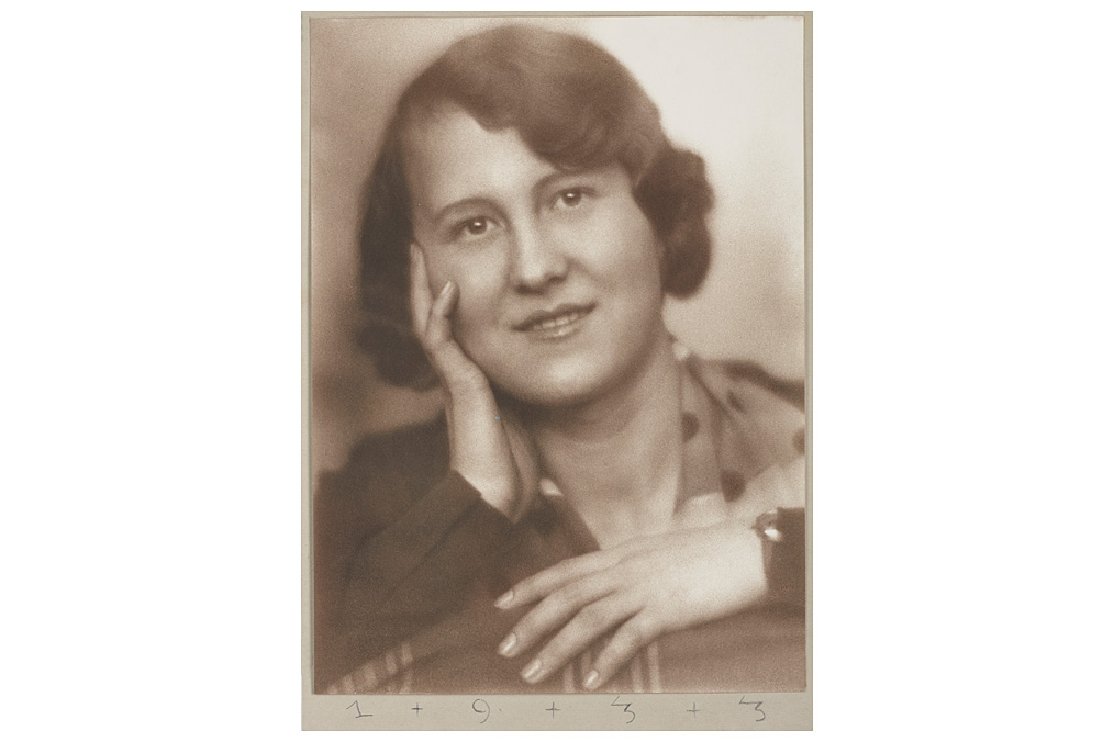 Anton Josef Trčka, Olga Wlassics (Manassé)